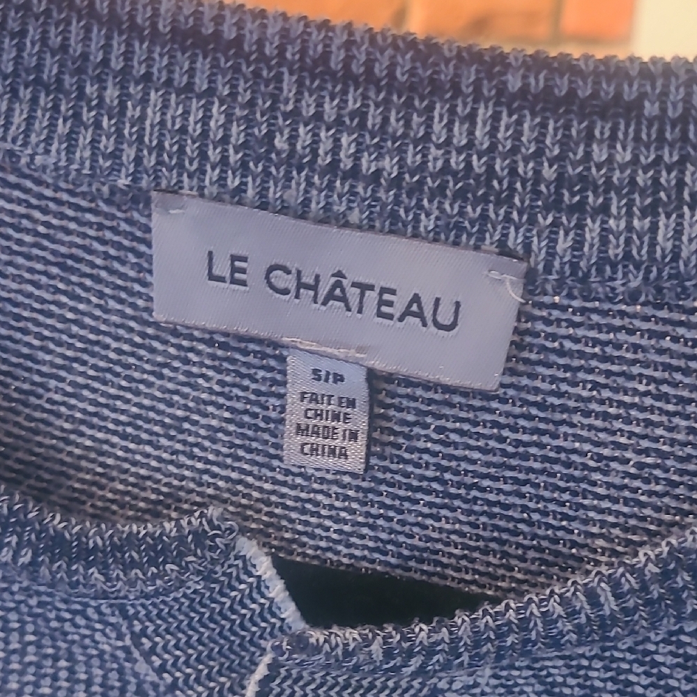 le chateau Men's Blue Textured Crewneck Henley - Picture 2 of 6